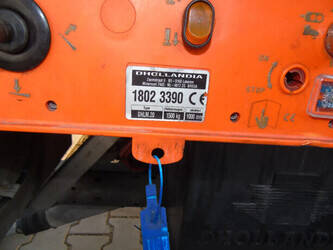 2018-iveco-eurocargo-120e190-1383238-43675927