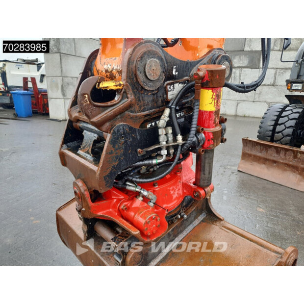 2010 Hitachi ZX140W-3-43675938