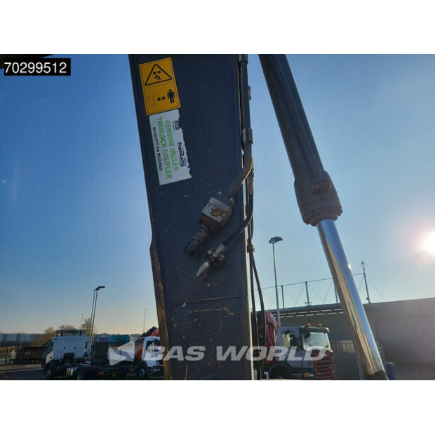 2018 فولفو EC220EL-43676400