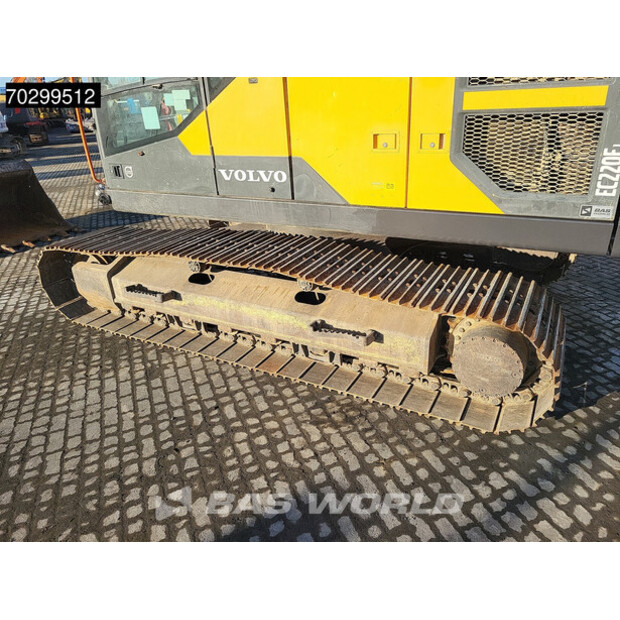 2018 فولفو EC220EL-43676405