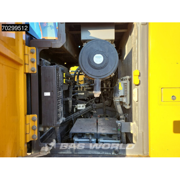 2018 فولفو EC220EL-43676409