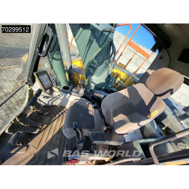 2018 فولفو EC220EL-43676416