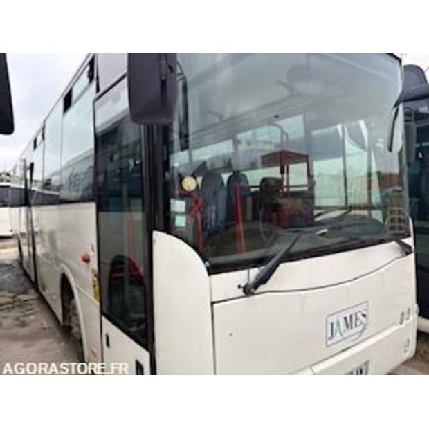 2011 MAN R33-43689971