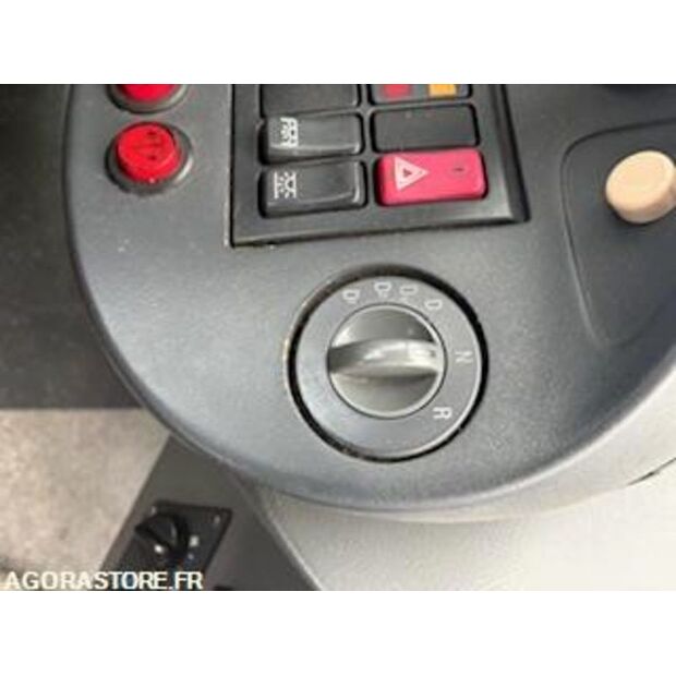 2011 MAN R33-43689977