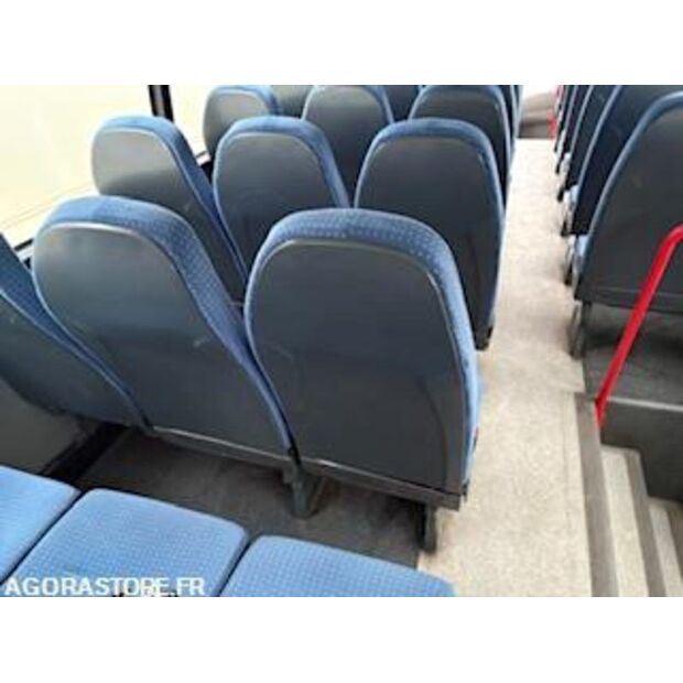 2011 MAN R33-43689981