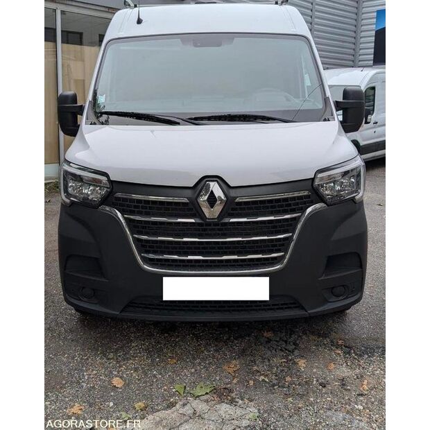 2023 رينو Master-43690092