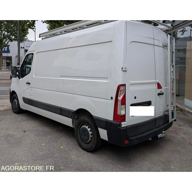 2023 رينو Master-43690093