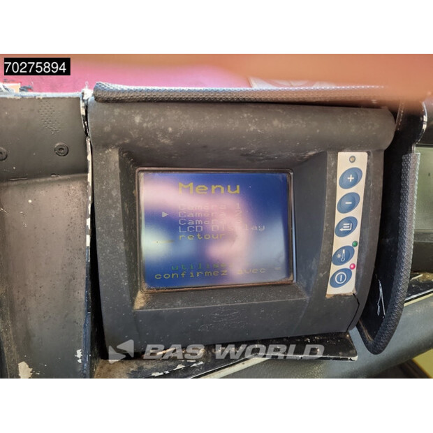 2000 مرسيدس بنز UNIMOG 1650-43690210