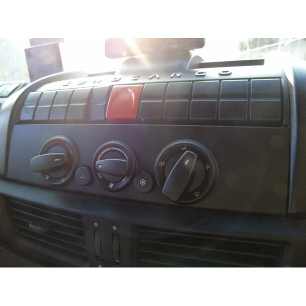 2018 Iveco EUROCARGO 120E22-43690244