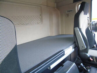 2017-man-tgx-18-500-1383309-43690397