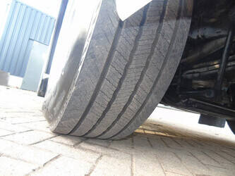 2017-man-tgx-18-500-1383310-43690456