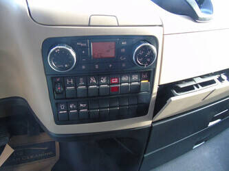 2017-man-tgx-18-500-1383310-43690459