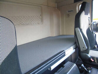 2017-man-tgx-18-500-1383310-43690461