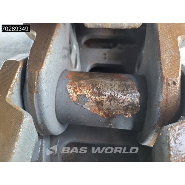 2025 هيونداي R210-43690614