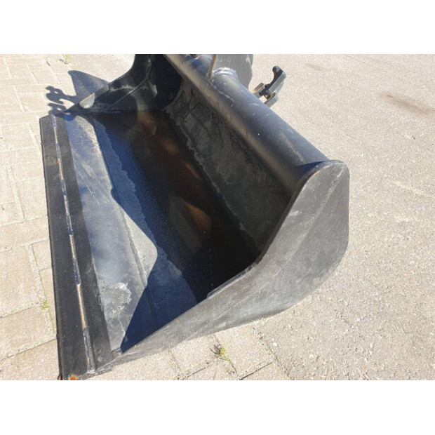 2019 Saes OTHERS-43690698