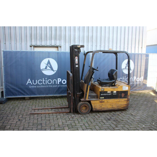 1994 كاتربيلر F35-43690823