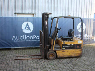 Image de CHARIOTS ÉLÉVATEURS 1994 Caterpillar F35