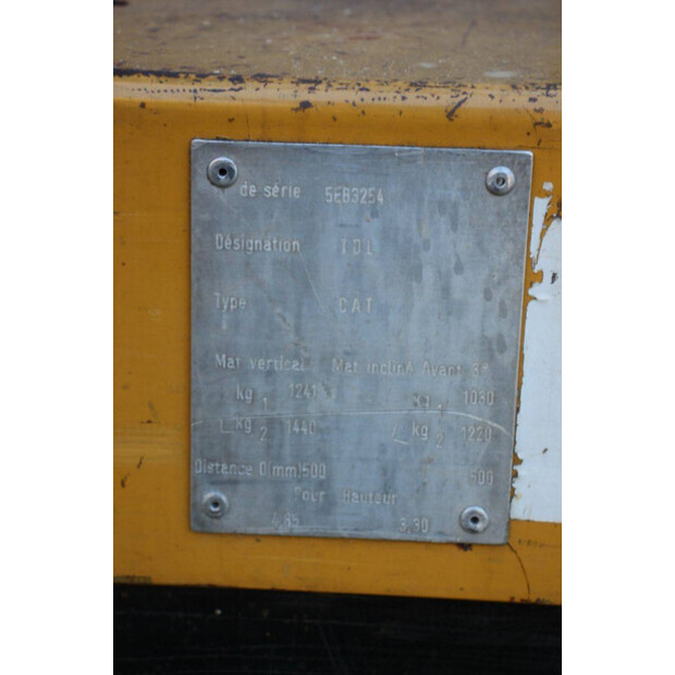 1994 كاتربيلر F35-43690836