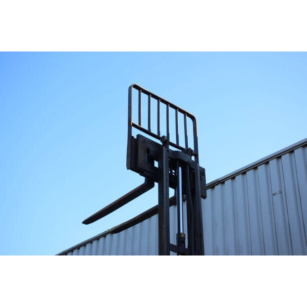 1994 كاتربيلر F35-43690853