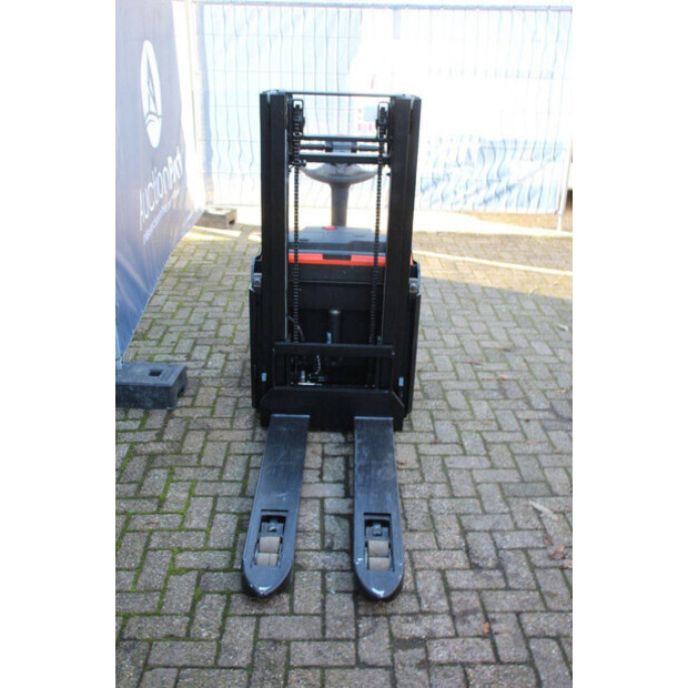 2018 Toyota SWE200D-43690860