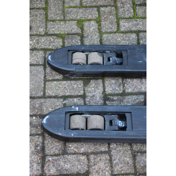 2018 Toyota SWE200D-43690864