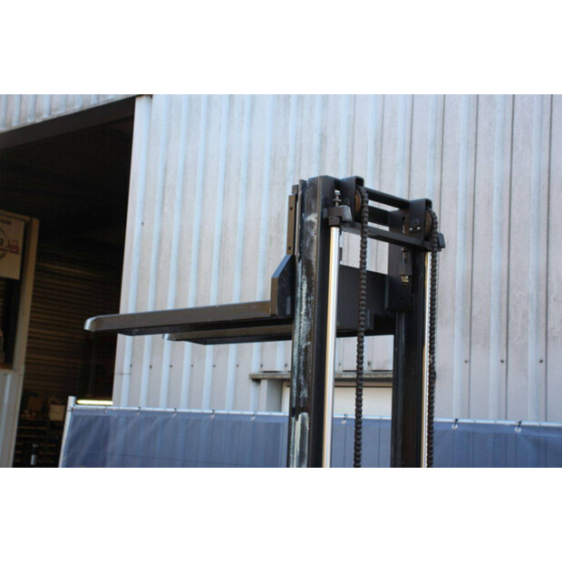 2018 Toyota SWE200D-43690874