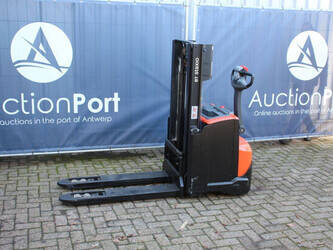 صورة ل Electric Pallet Truck 2018 تويوتا SWE200D