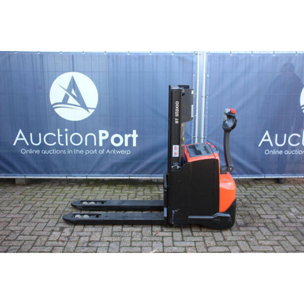 2018 Toyota SWE200D-43690903