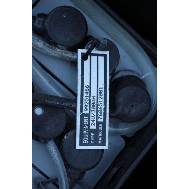 2021 تويوتا SWE120-43690940