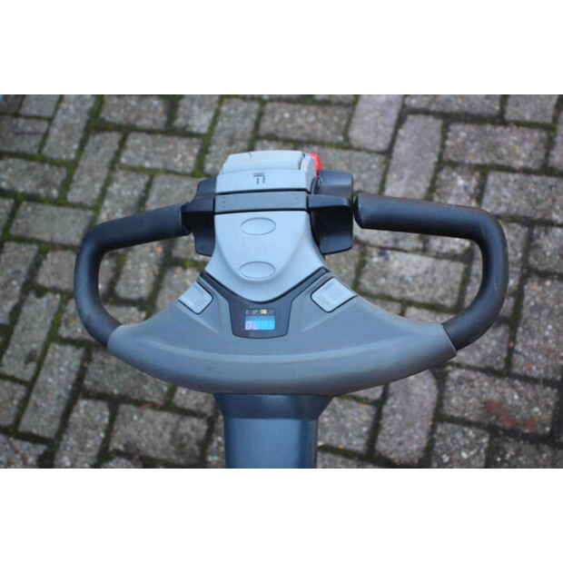 2021 تويوتا SWE120-43690944