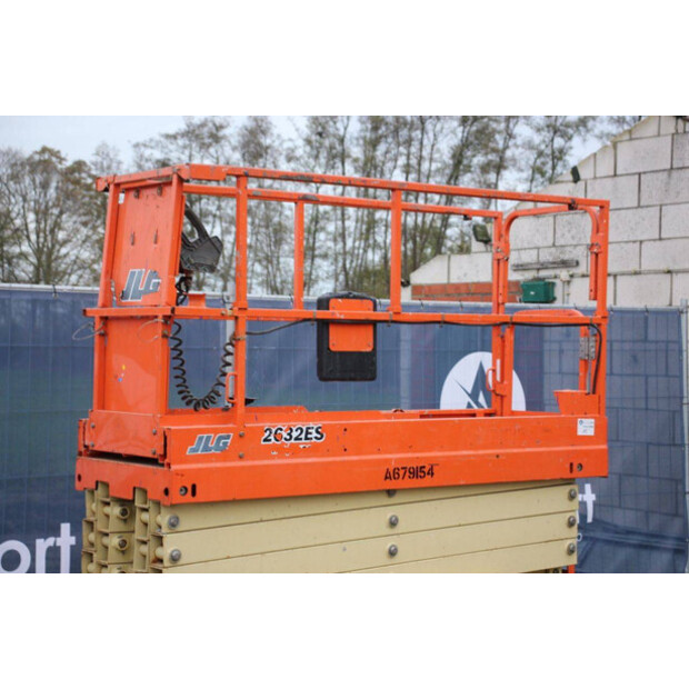 2015 جيه ال جي 2632ES-43690989