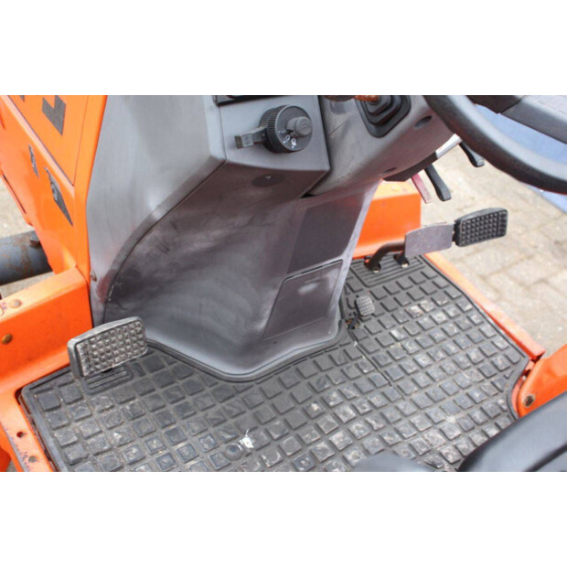 KUBOTA GT-3-43691277