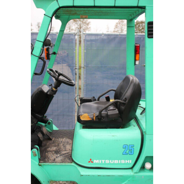 2000 ميتسوبيشي 25-43691378