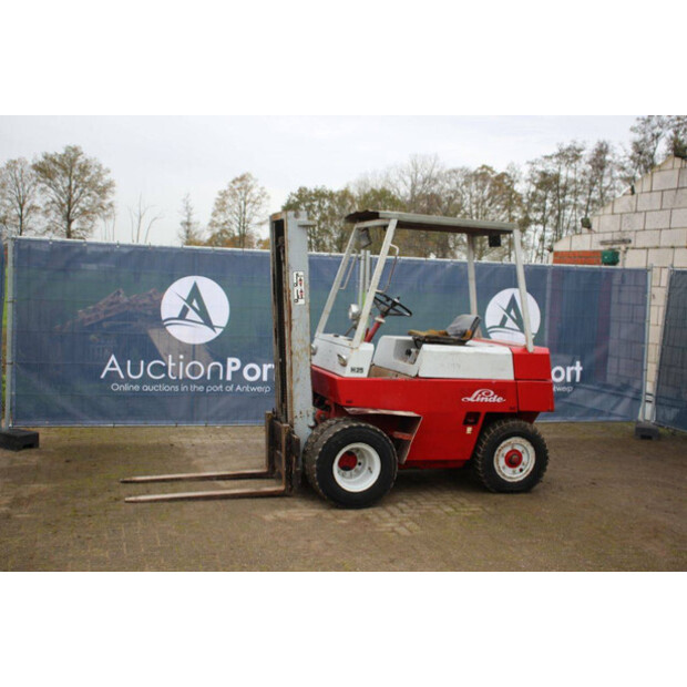 1974 ليندي H25D-43691399