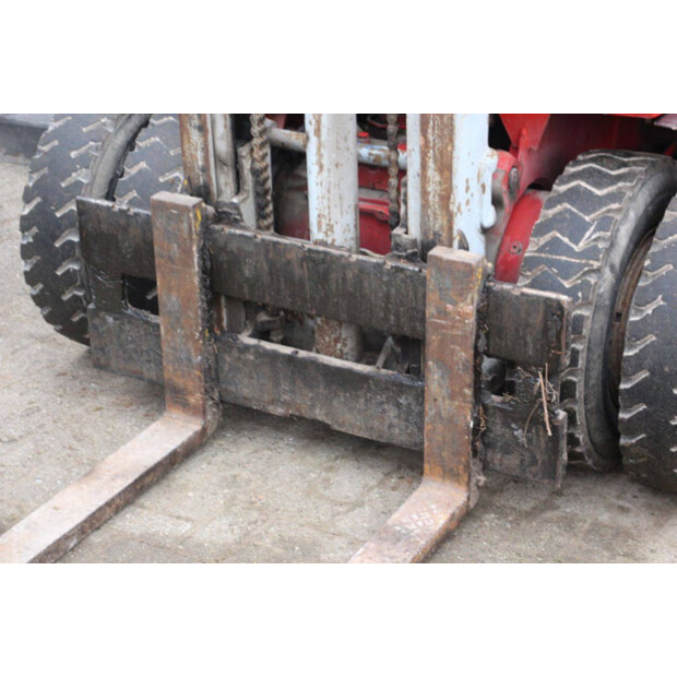 1974 ليندي H25D-43691408