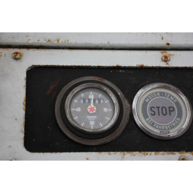 1974 ليندي H25D-43691422