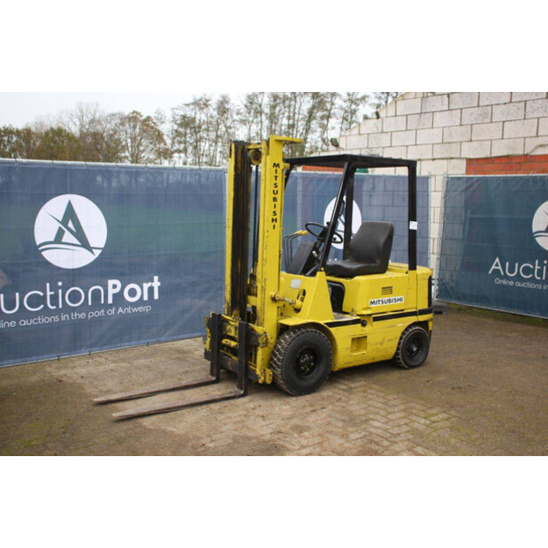 1990 ميتسوبيشي FD15-43691444