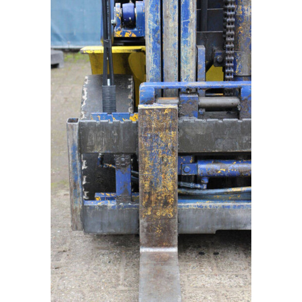 Komatsu FD25T-12-43691566