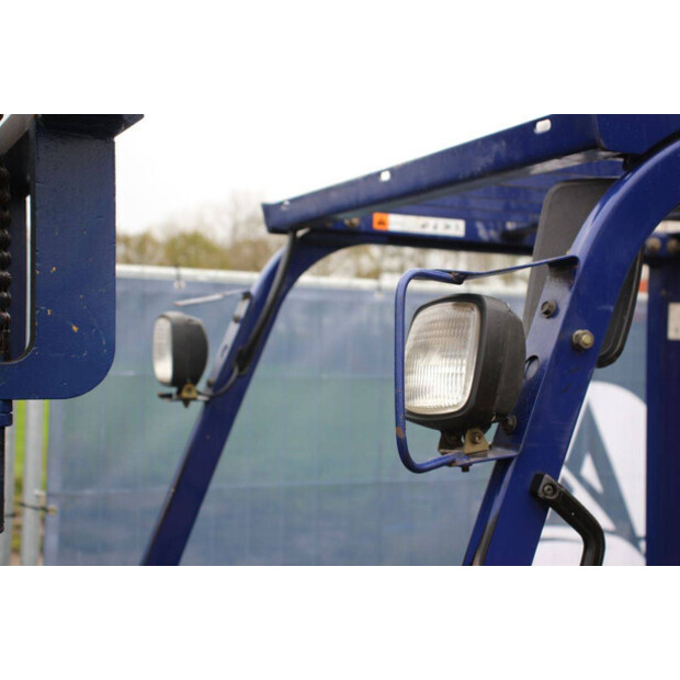 Komatsu FD25T-12-43691568