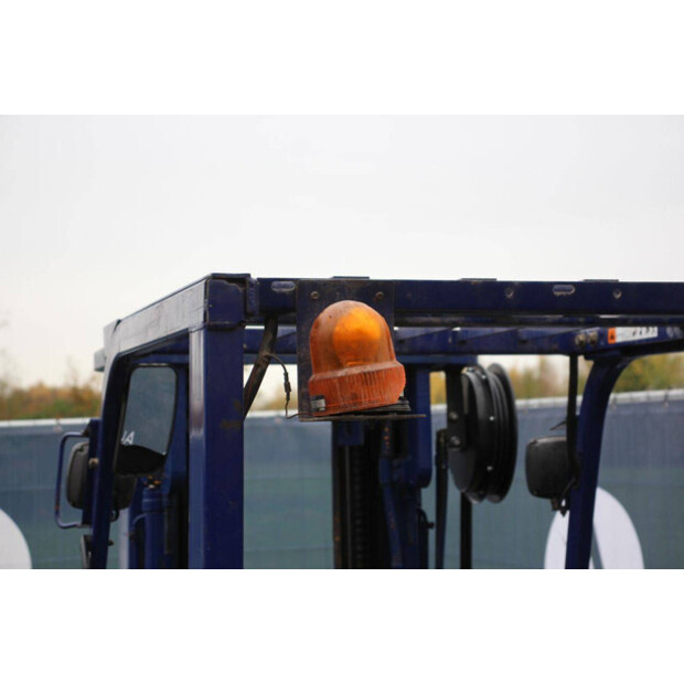 Komatsu FD25T-12-43691572