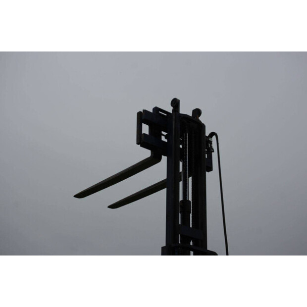 Komatsu FD25T-12-43691586