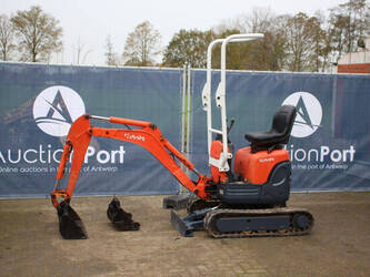 صورة ل حفارات صغيرة 2010 كوبوتا U10-3