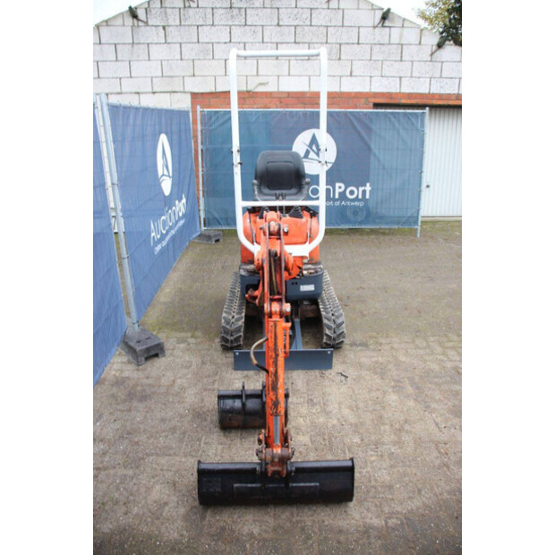 2010 KUBOTA U10-3-43691593