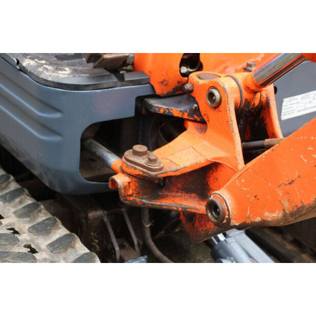 2010 KUBOTA U10-3-43691604