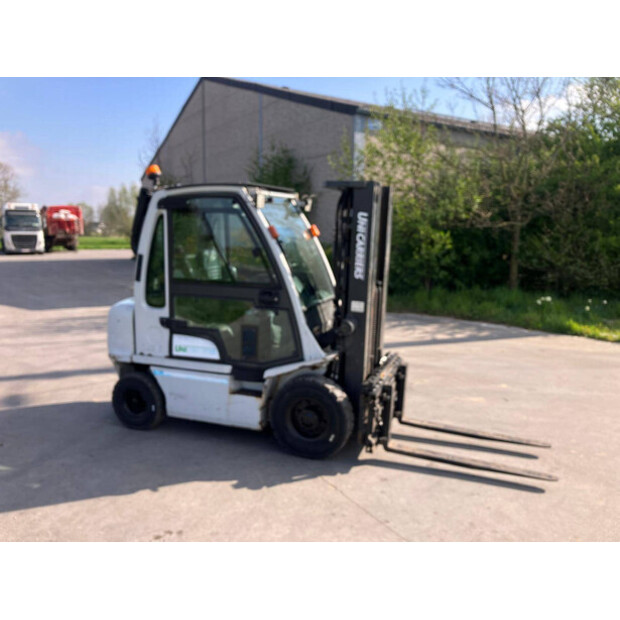 2017 UNICARRIERS Y1D2A25Q-43691632