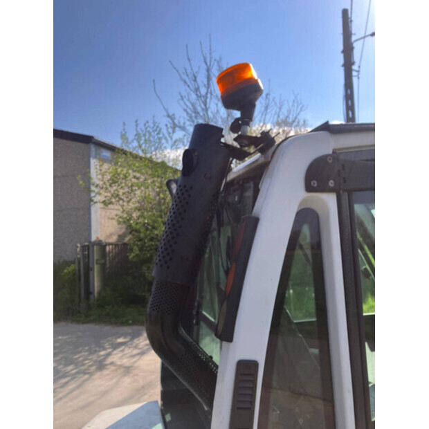 2017 UNICARRIERS Y1D2A25Q-43691645