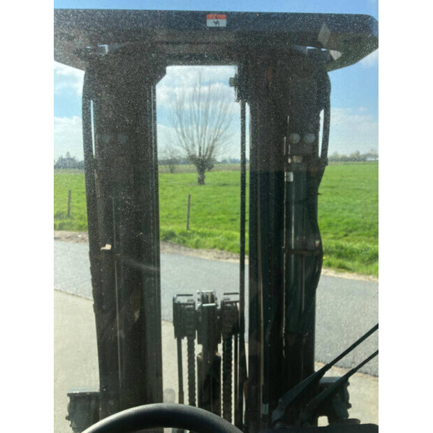 2017 UNICARRIERS Y1D2A25Q-43691658