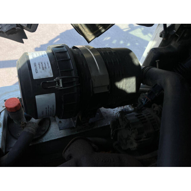 2017 UNICARRIERS Y1D2A25Q-43691662