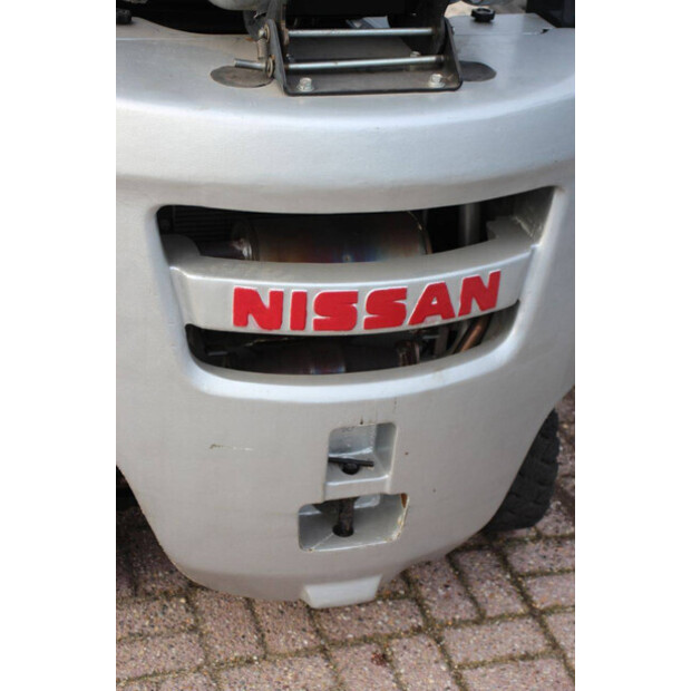 2011 NISSAN P1P1A15D-43691896