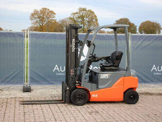 Image de ENGINS DE LEVAGE 2018 Toyota 8FBMK20T